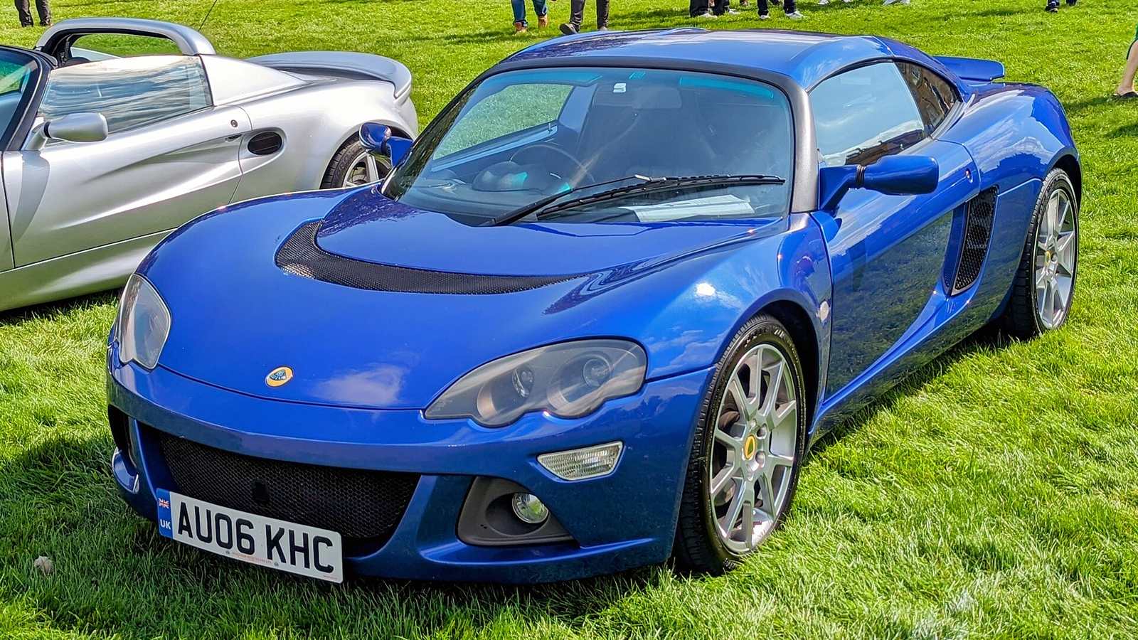 A blue Lotus Europa S coupé