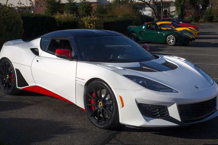 A white Lotus Evora GT