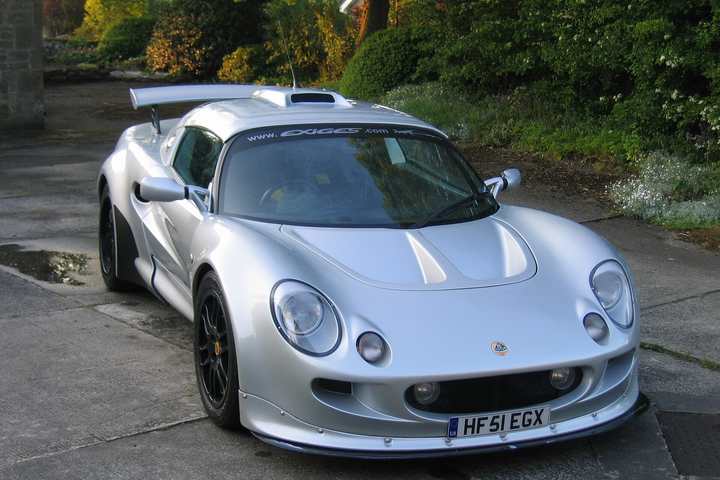A silver Lotus Exige Series 1 coupé with roof scoop
